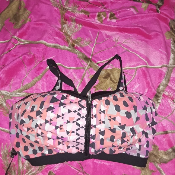 Bra - Picture 2 of 3